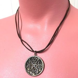 CHAN LUU Mother of Pearl Look Round Celtic Leather